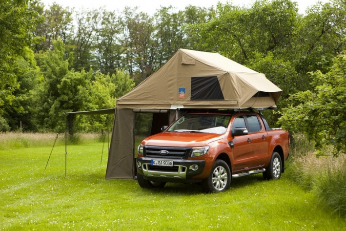 Ford-Ranger-Wildtrak-mit-Dachzelt.jpg