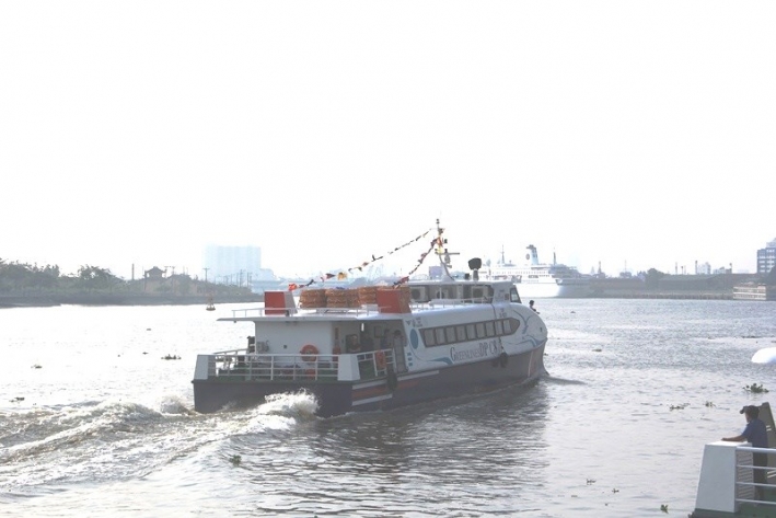 2_125343.jpg