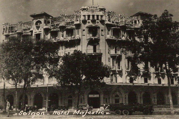 Khampha3khachsanlaudoinhatSaiGon5.jpg