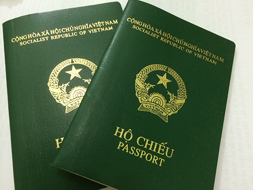 Vietnamese passport.jpg