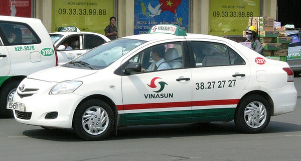VINASUN TAXI.jpg