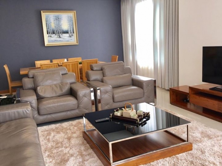 XI RIVERVIEW APARTMENT_1.jpg