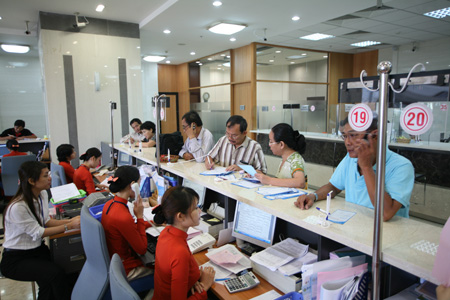 giao-dich-ngan-hang-1.jpg