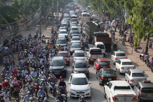 Hanoi rush hour.jpg