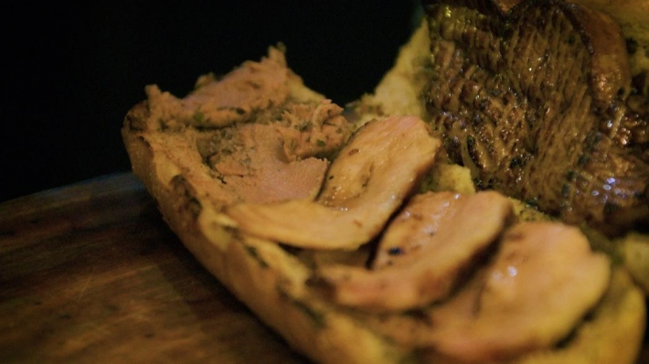 1509054052835-inside-banh-mi.jpeg