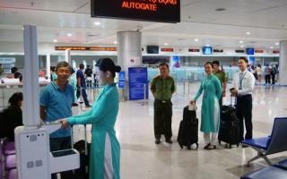 호치민 떤선녓 국제공항, 입국 전 온라인 정보 신고 의무화